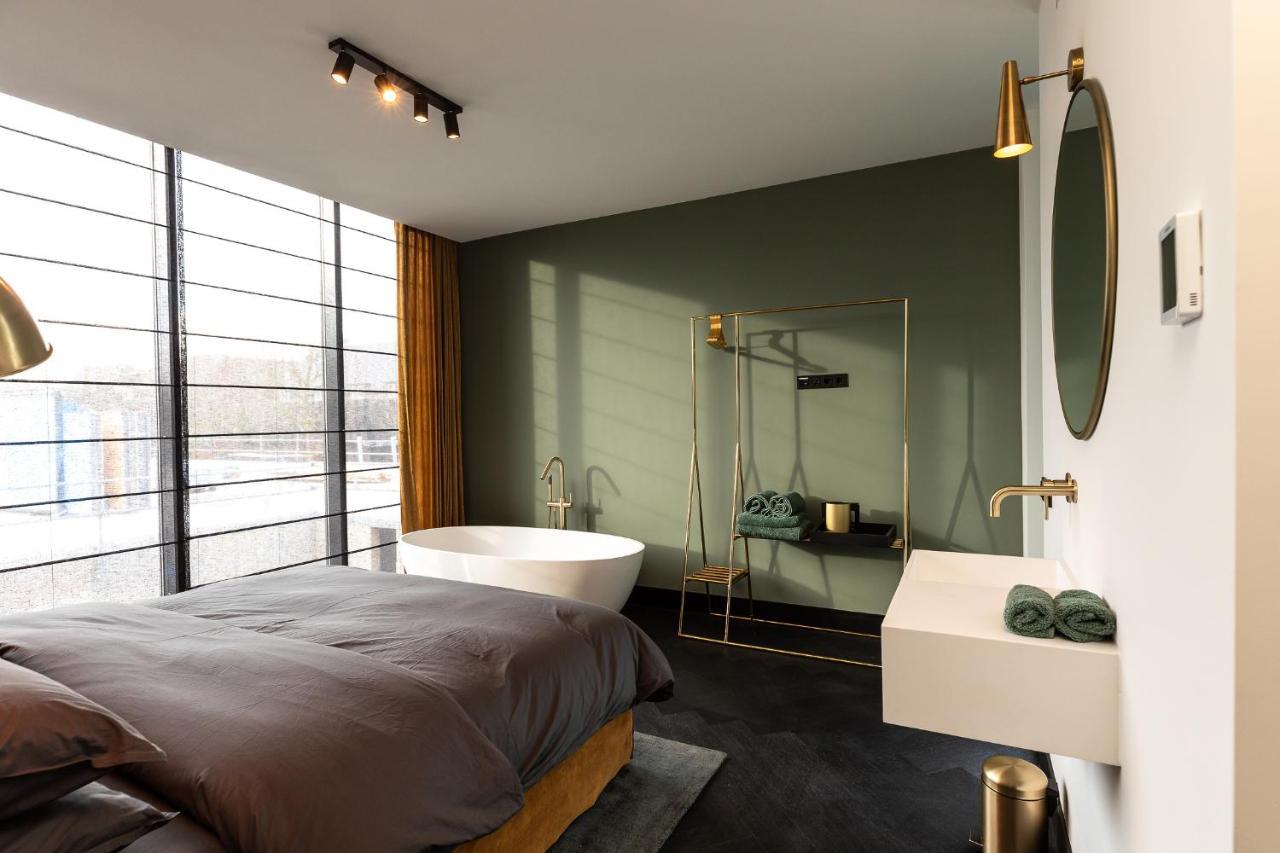 Stella Boutique 4*